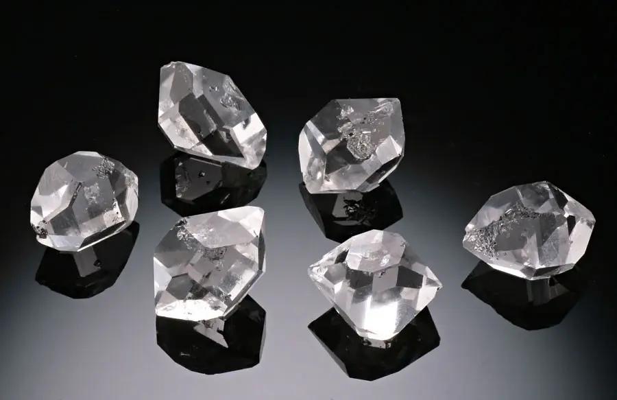 The Fascinating World of Herkimer Diamonds: Unveiling the Mysteries of these Unique Gems