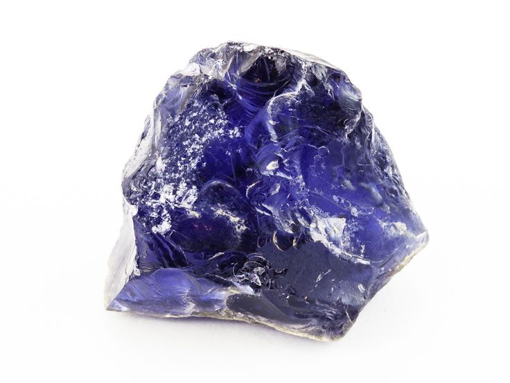 Iolite Blue-violet iolite gemstone