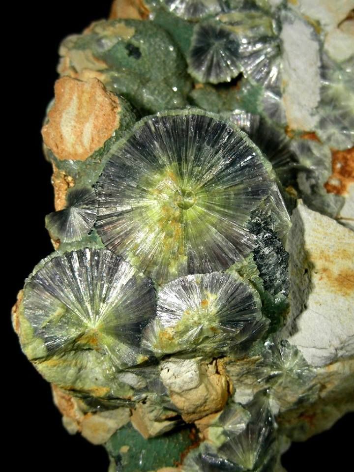 Wavellite Sample